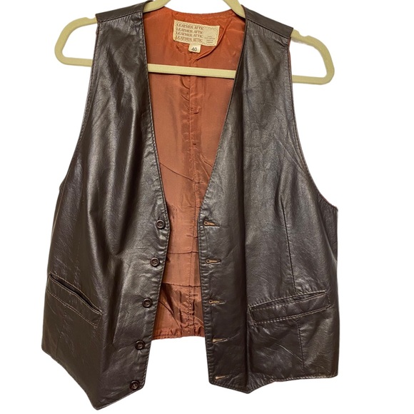 VTG Leather Vest Brown button up pockets Leather Attic Sz S EU 40 lined Unisex - Picture 5 of 8
